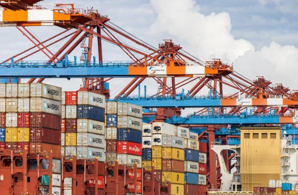 在國際貨運(yùn)全球物流網(wǎng)絡(luò)崛起的進(jìn)程中，科技創(chuàng)新是關(guān)鍵推動因素之一