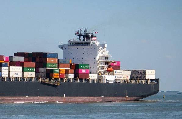 上海國際貨代是中國對(duì)外貿(mào)易蓬勃發(fā)展的產(chǎn)物，為全球貿(mào)易做出了貢獻(xiàn)