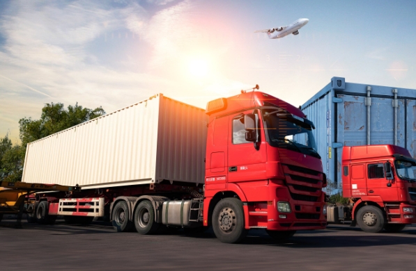 俄羅斯以獨(dú)特的地理位置和資源優(yōu)勢，成為國際物流體系中重要的一環(huán)