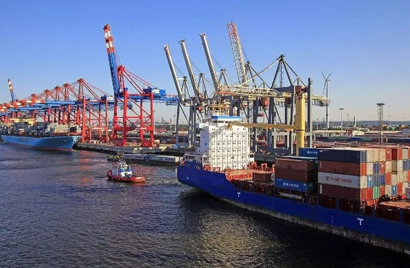 歐洲貨代公司不僅是貨物的搬運工，更是國際貿易的推動者