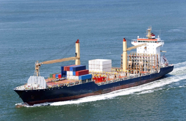 在全球化的經濟版圖中，國際貨運是連接各國市場的重要紐帶