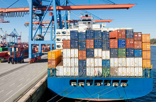 俄羅斯專線應運而生，成為連接中俄兩國經濟的重要橋梁與紐帶