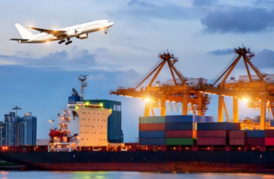 國(guó)際貨代通過(guò)提供專業(yè)化的服務(wù)，幫助貨主節(jié)省時(shí)間和精力，確保貨物的安全運(yùn)輸